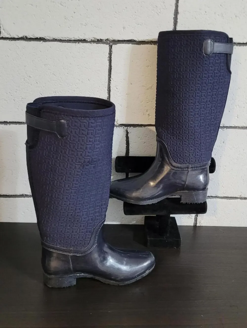 Tommy Hilfiger navy wellies